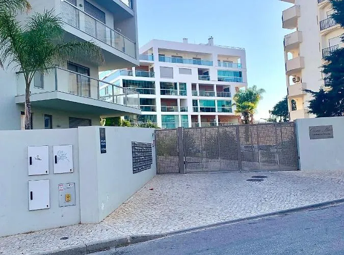 New Stunning Ocean Aprt In 